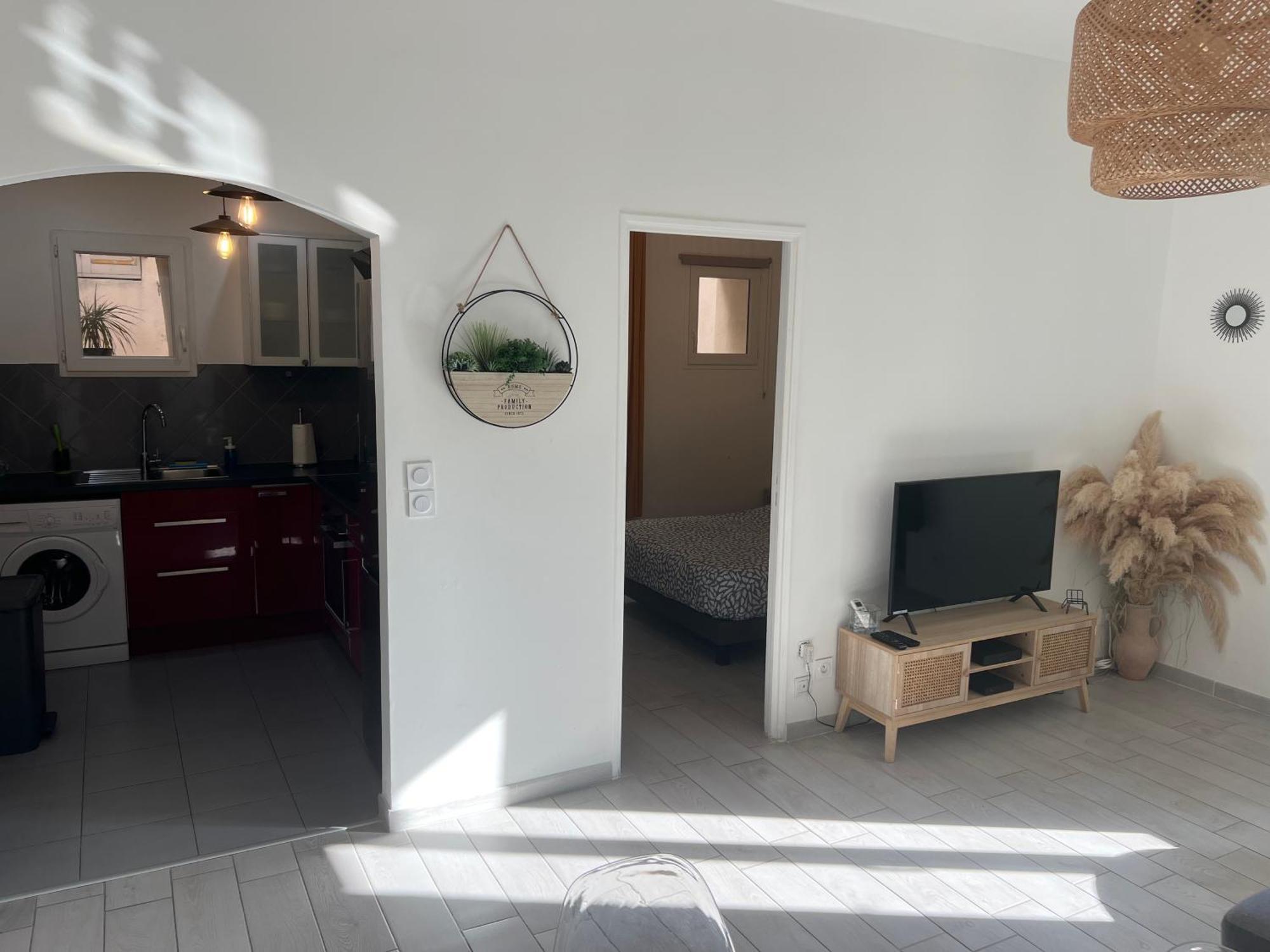Grand T2 Climatise A 5 Min De La Gare St-Charles - Vieux Port Apartment Marseille Exterior photo