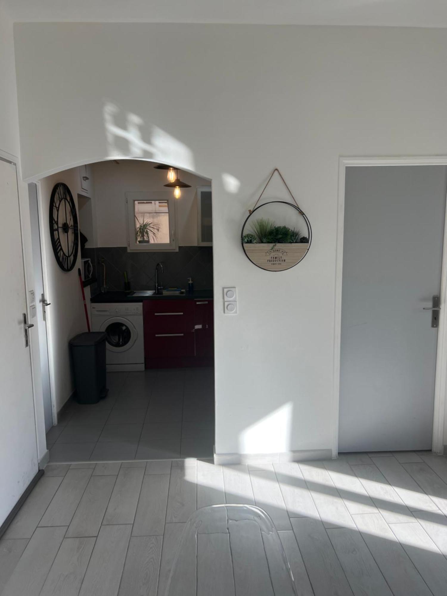 Grand T2 Climatise A 5 Min De La Gare St-Charles - Vieux Port Apartment Marseille Exterior photo